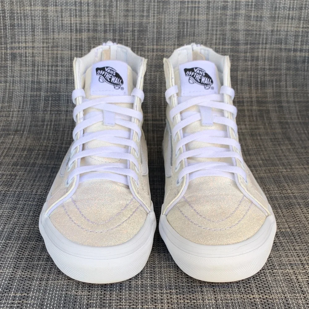 Vans Kids Sk8-Hi Zip Glitter High-Top Sneakers in Cloud White Youth Girls size 2